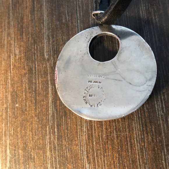VNT Mexican sterling silver pendant/choker - Picture 4 of 17